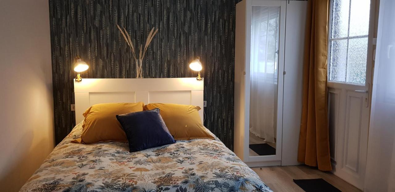 Agreable Petite Maison Proche Joigny Chamvres 外观 照片